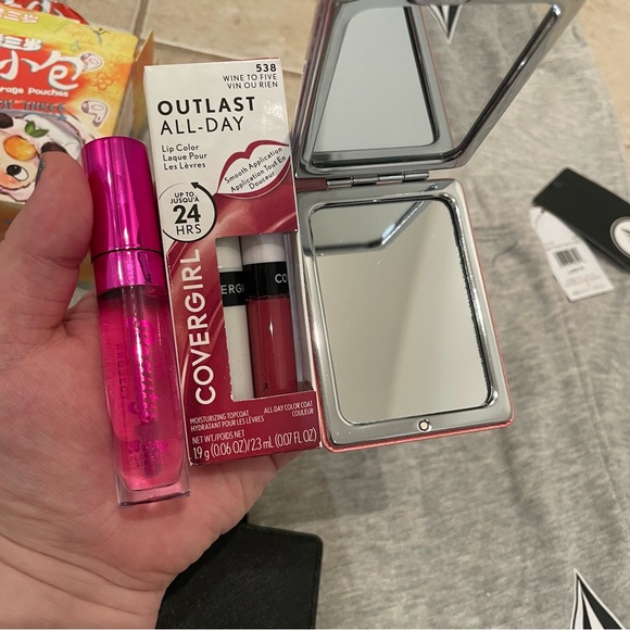 21 item LOT (#2) - @KIMSCLOSET66 SHARE SHOW 2025 HOLIDAY SPECIAL!!🎉🌏🌍🌎🎉 - Picture 9 of 17